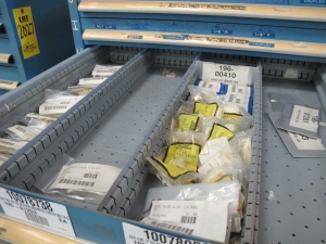 LISTA HEAVY DUTY 10-DRAWER PARTS CABINET W/ CONTENTS (W-44) LOADING & HANDLING FEE $25-